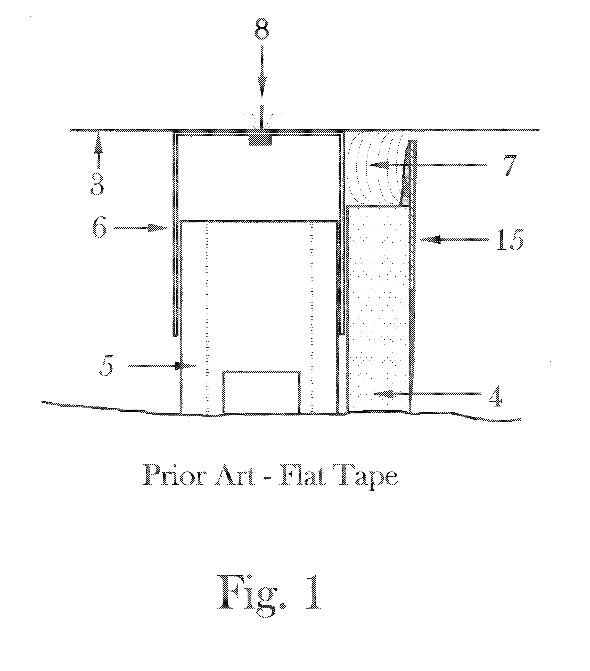 Self-adjusting trim assembly at flexible ceiling and stationary wall junction