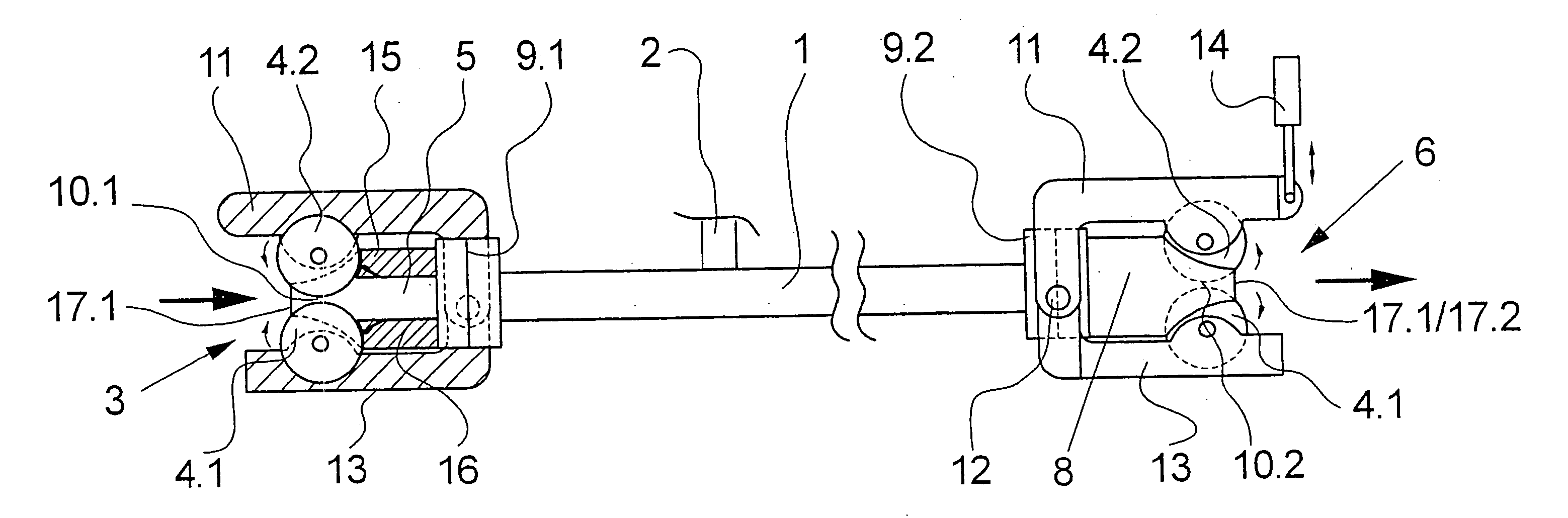 Device for the steam treatment of a moving fiber strand