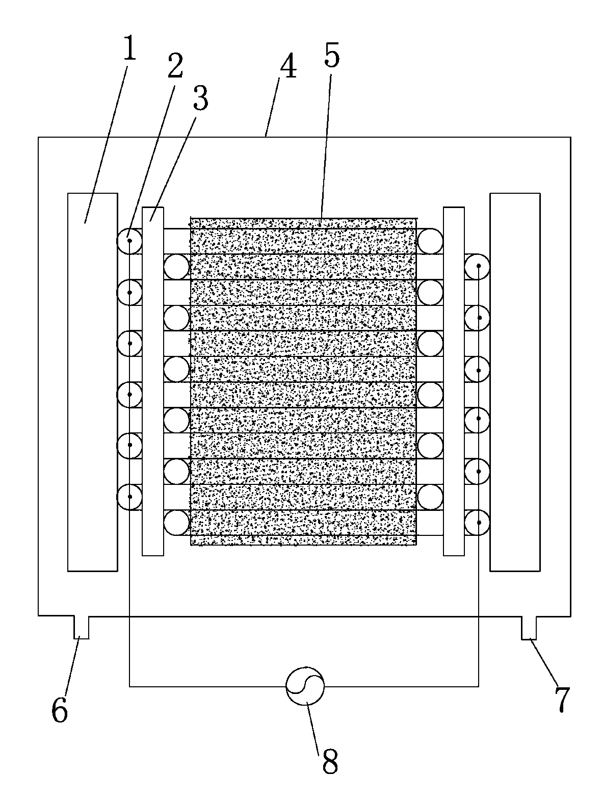 Device for producing large-area surface discharge by utilizing water electrodes