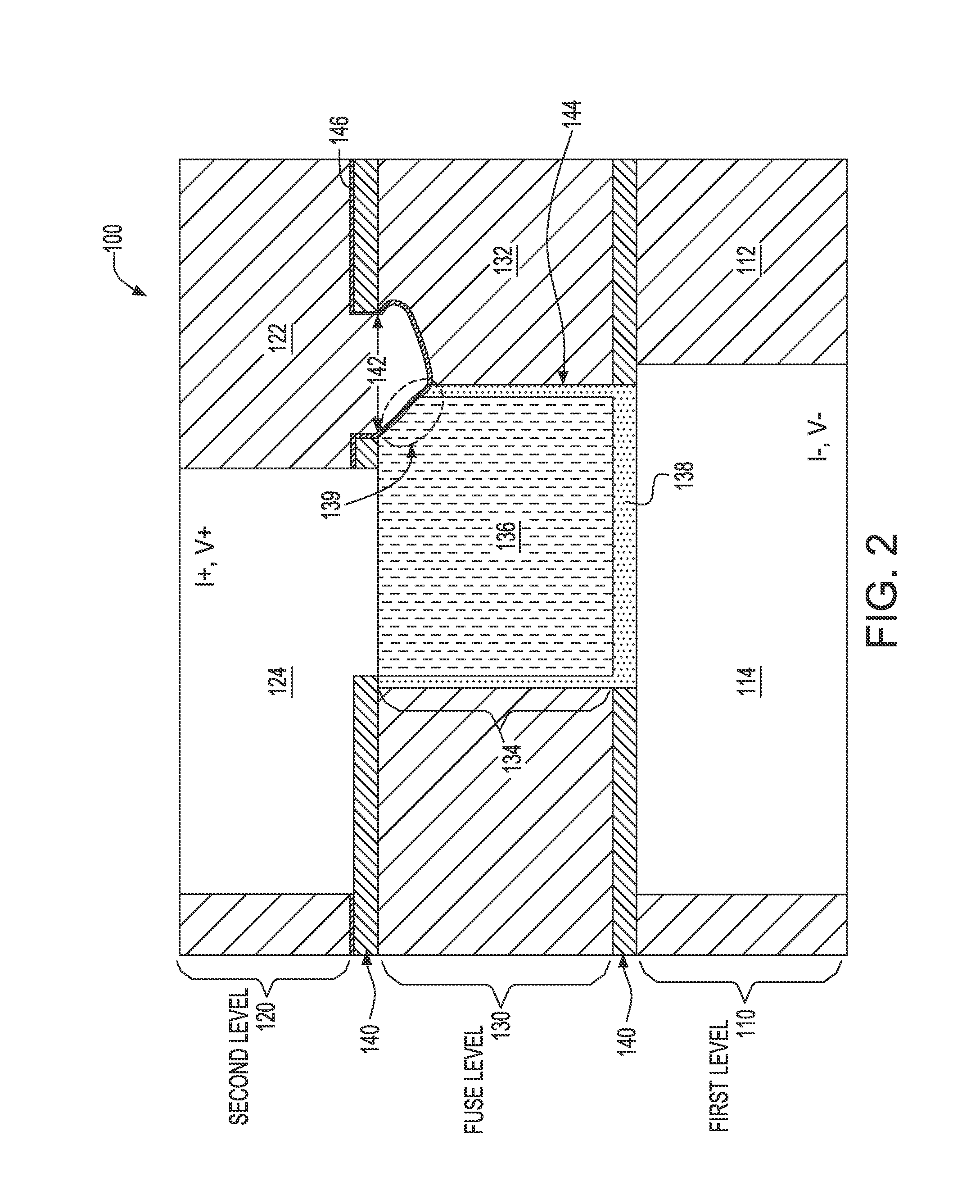 Metal fuse structure for improved programming capability