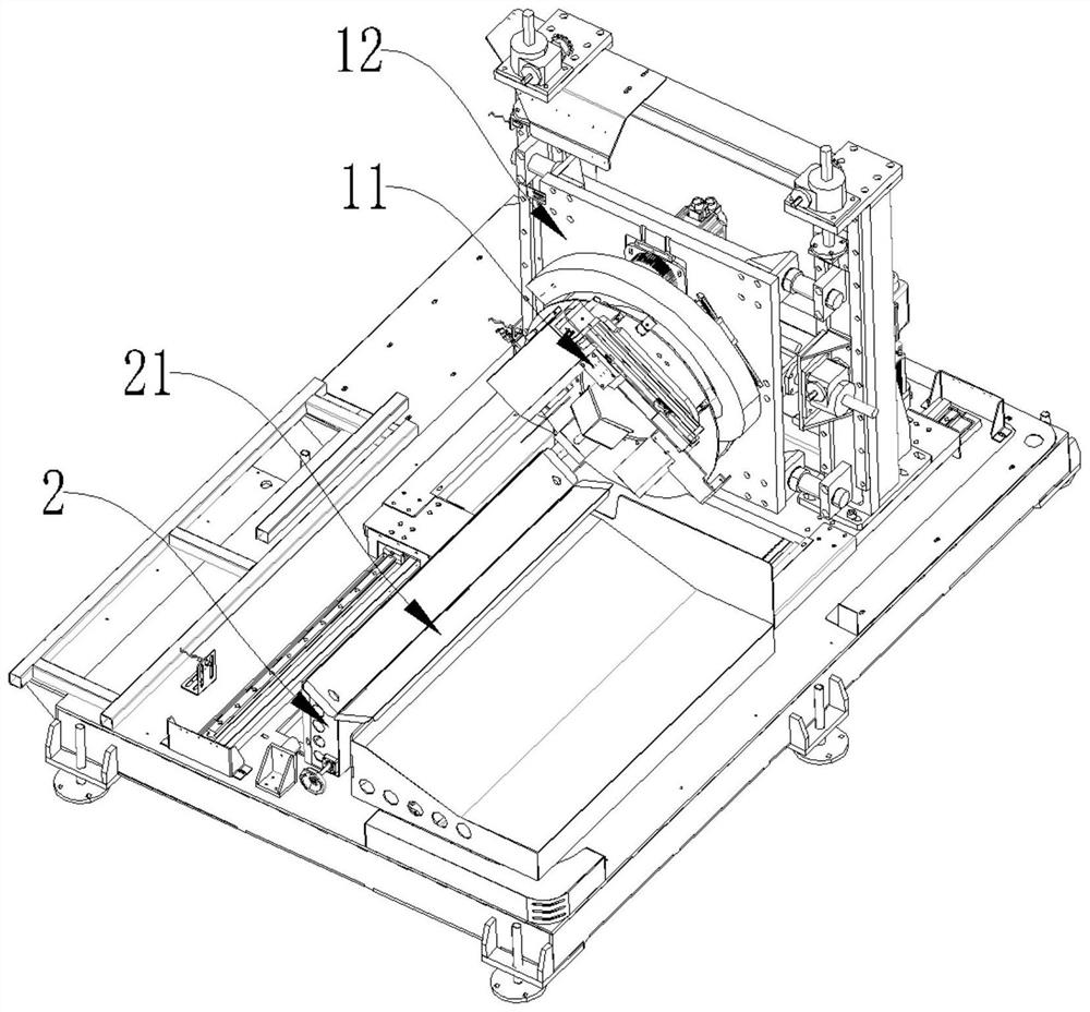 Synchronous cutting method during pipe discharging