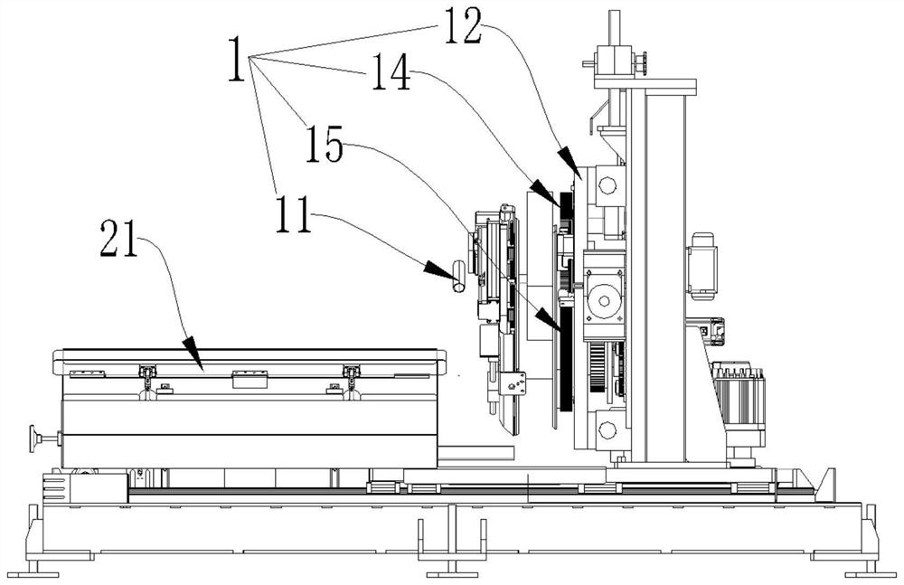 Synchronous cutting method during pipe discharging