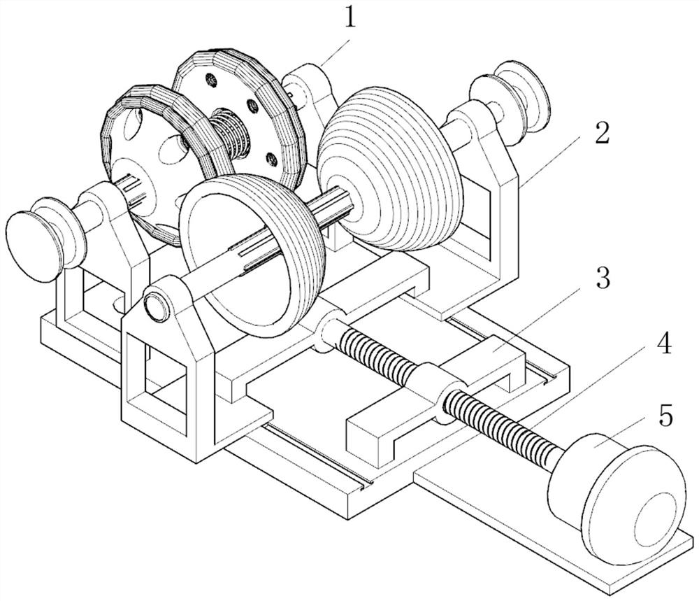 Connecting piece with rotating speed capable of being rapidly adjusted and controlled