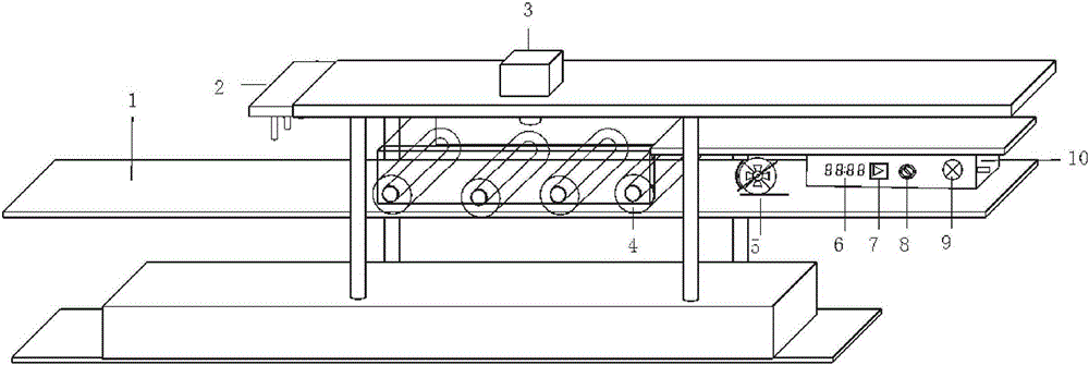 Automatic conveying belt cleaning device