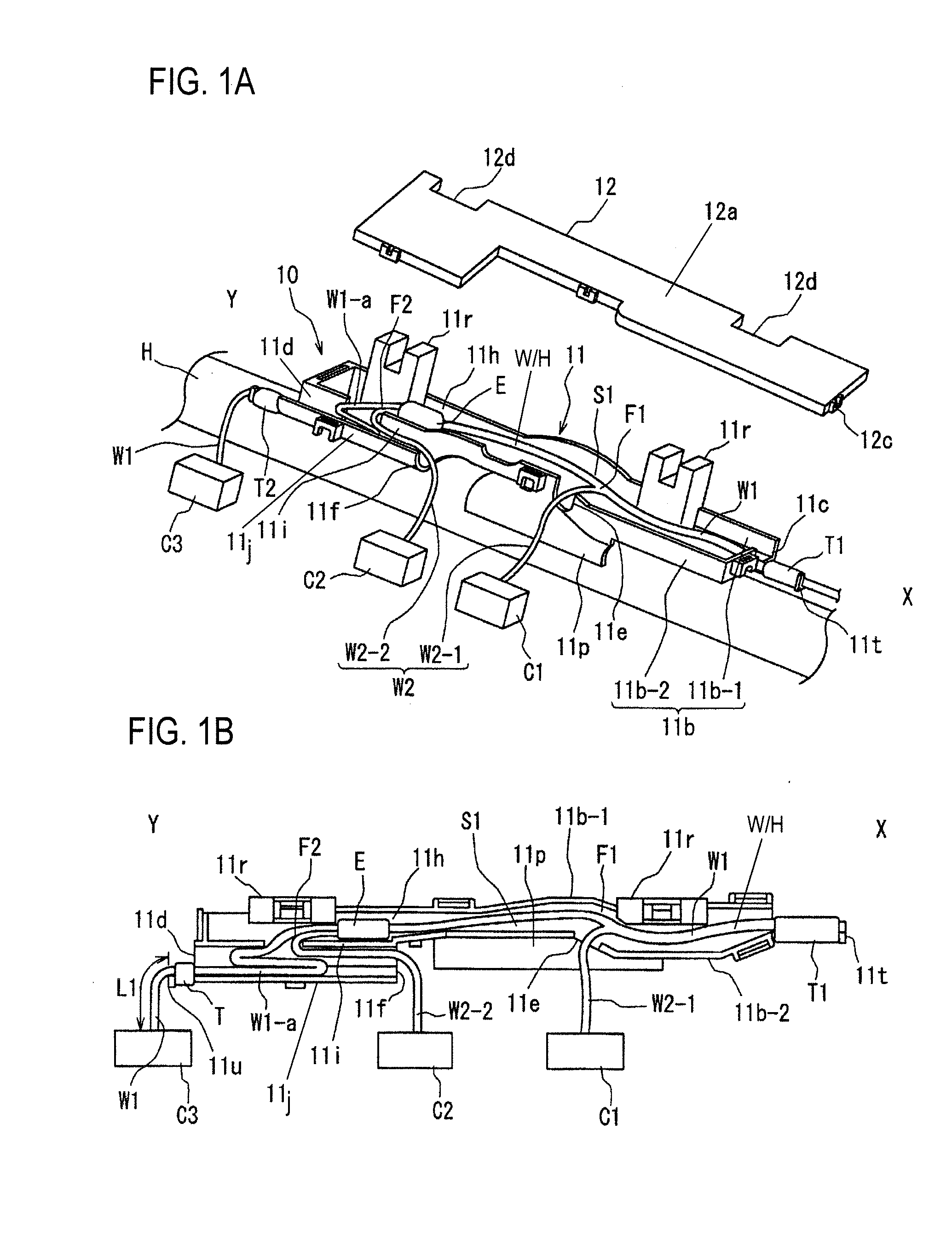 Protector for wire harness and method for fixing protector to wire harness