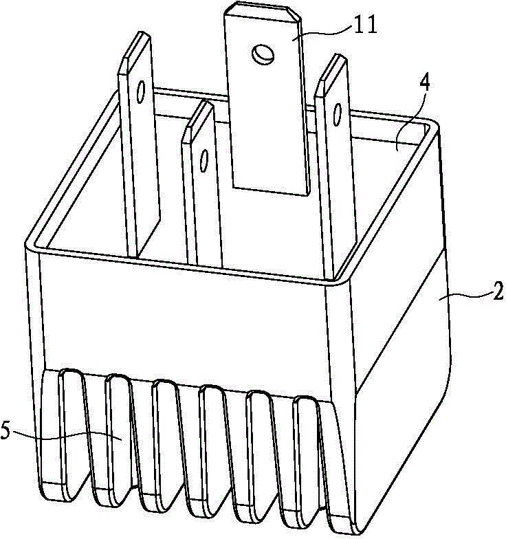 Low-thermal-resistance low-cost automobile solid-state relay