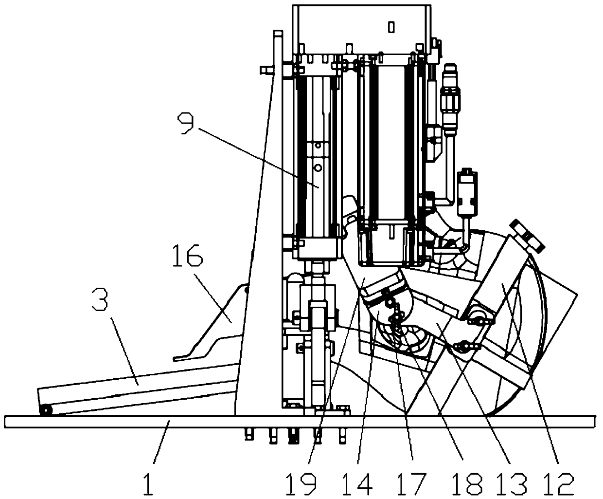 Automatic adjusting device for airway opening positions