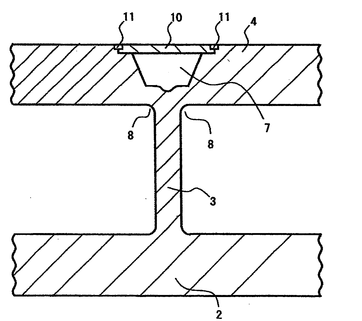 Welding slot sealing structure and welding method