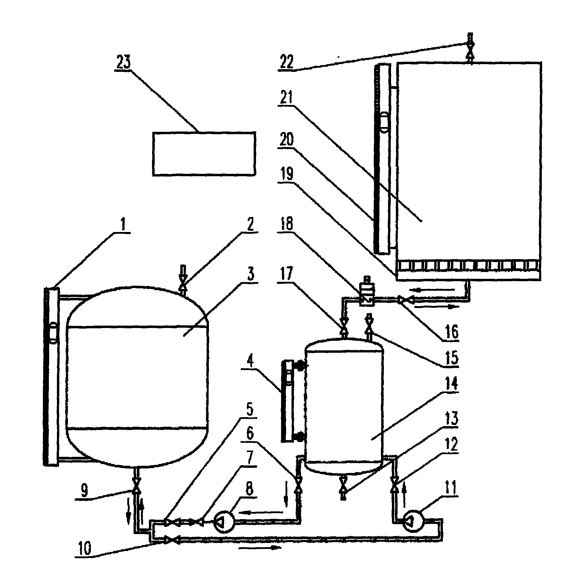 Liquid supplying and draining device of evaporating and cooling system of water wheel generator stator