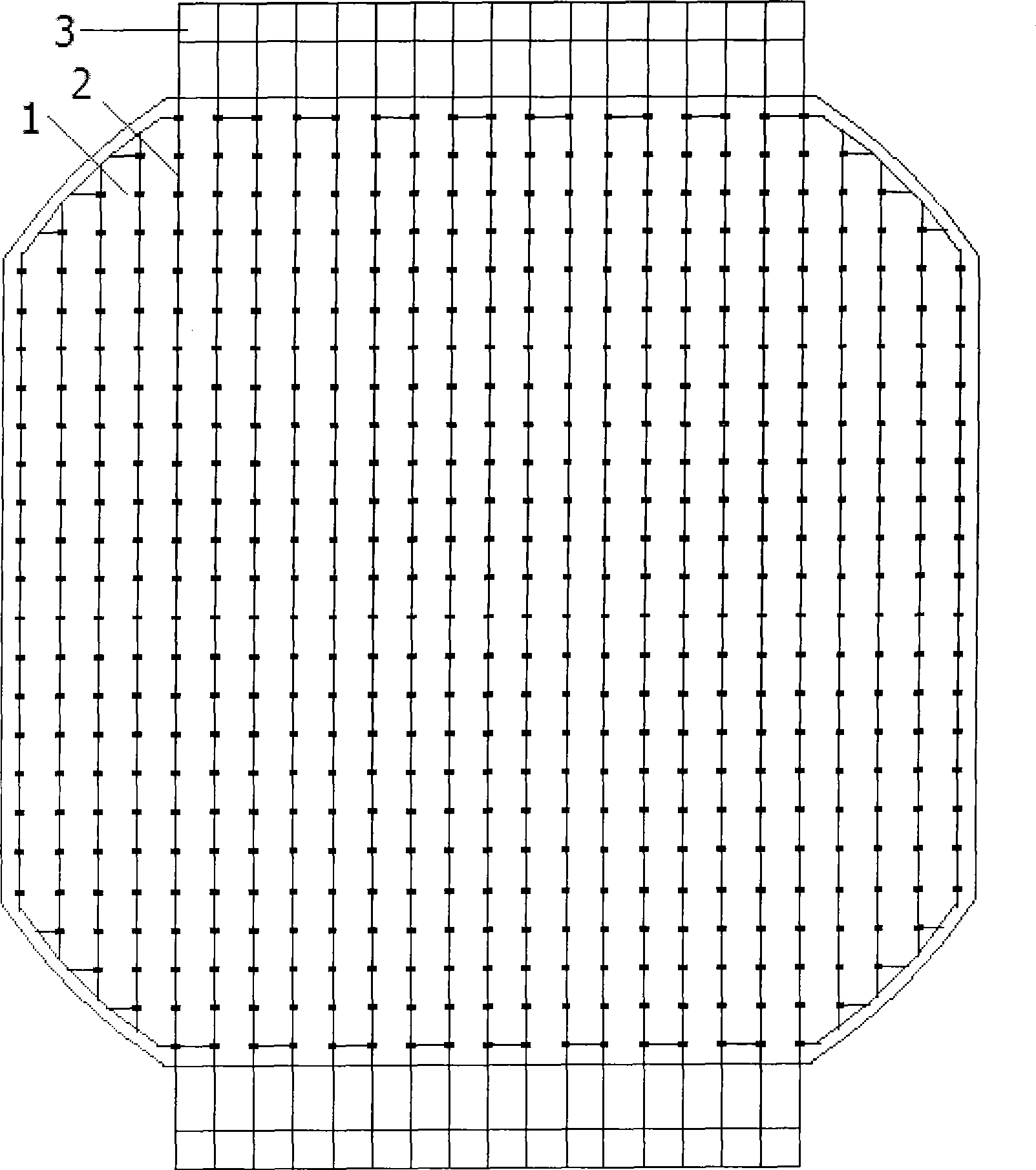 Electrode construction for enhancing photoelectric transforming efficiency of silicon solar cell