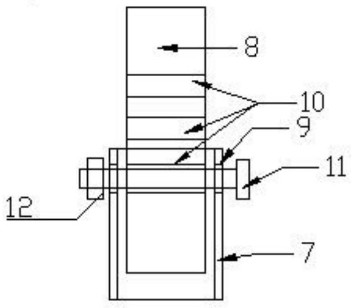 Pressing molding technology for ultra-long refractory material tank body