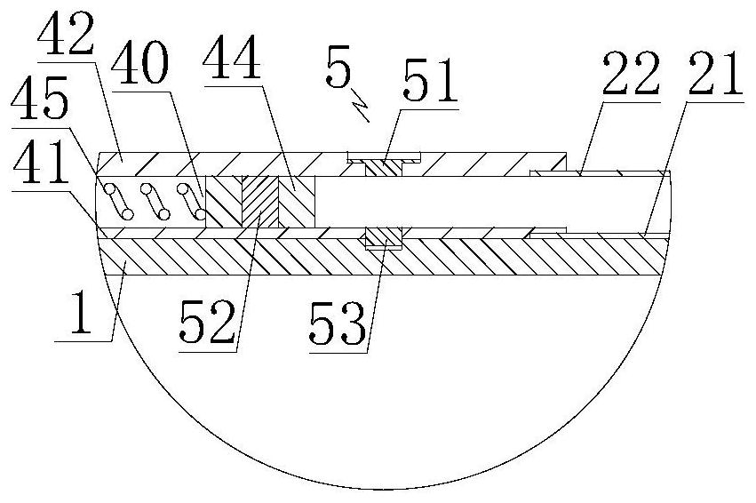 A variable density pre-packed screen and its use