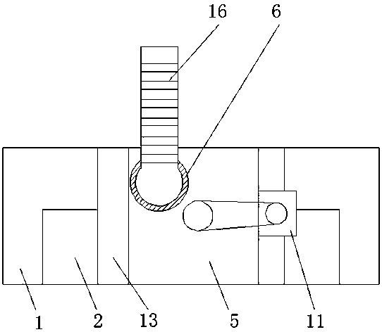 Double crushing device for building materials