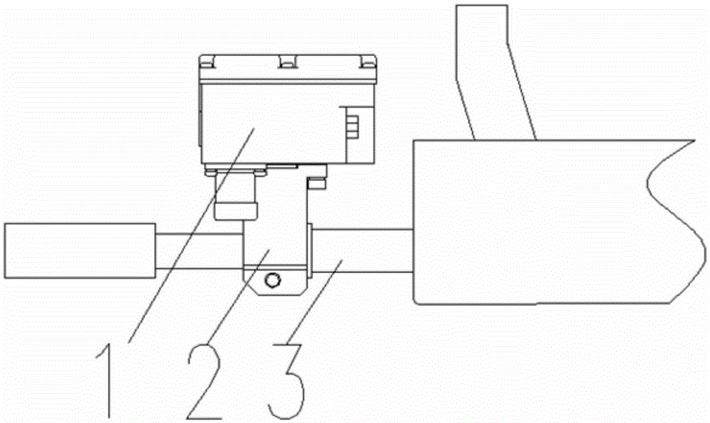 Quick-assembly calibration-free laser transmitter for gun shooting training