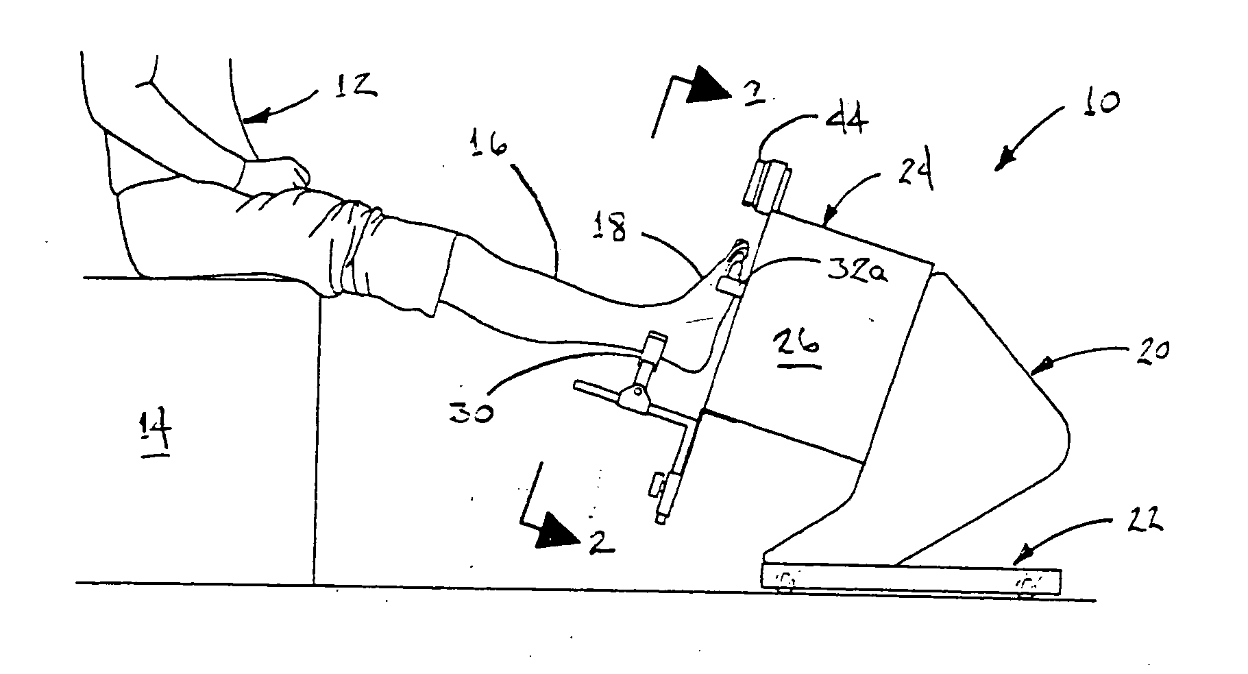 Apparatus and method for imaging feet