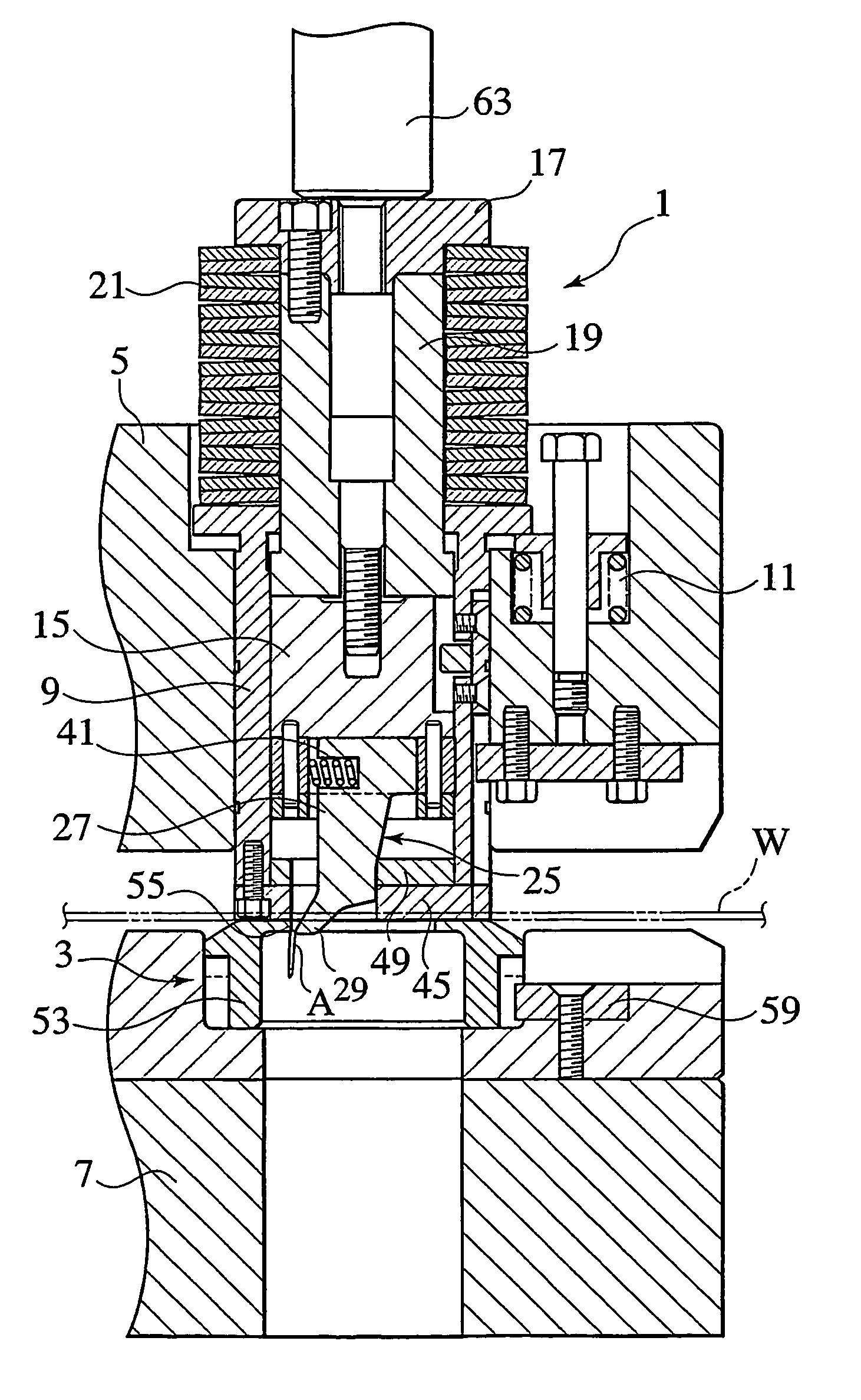 Method of processing formed product, and metal cope and metal drag used for the method