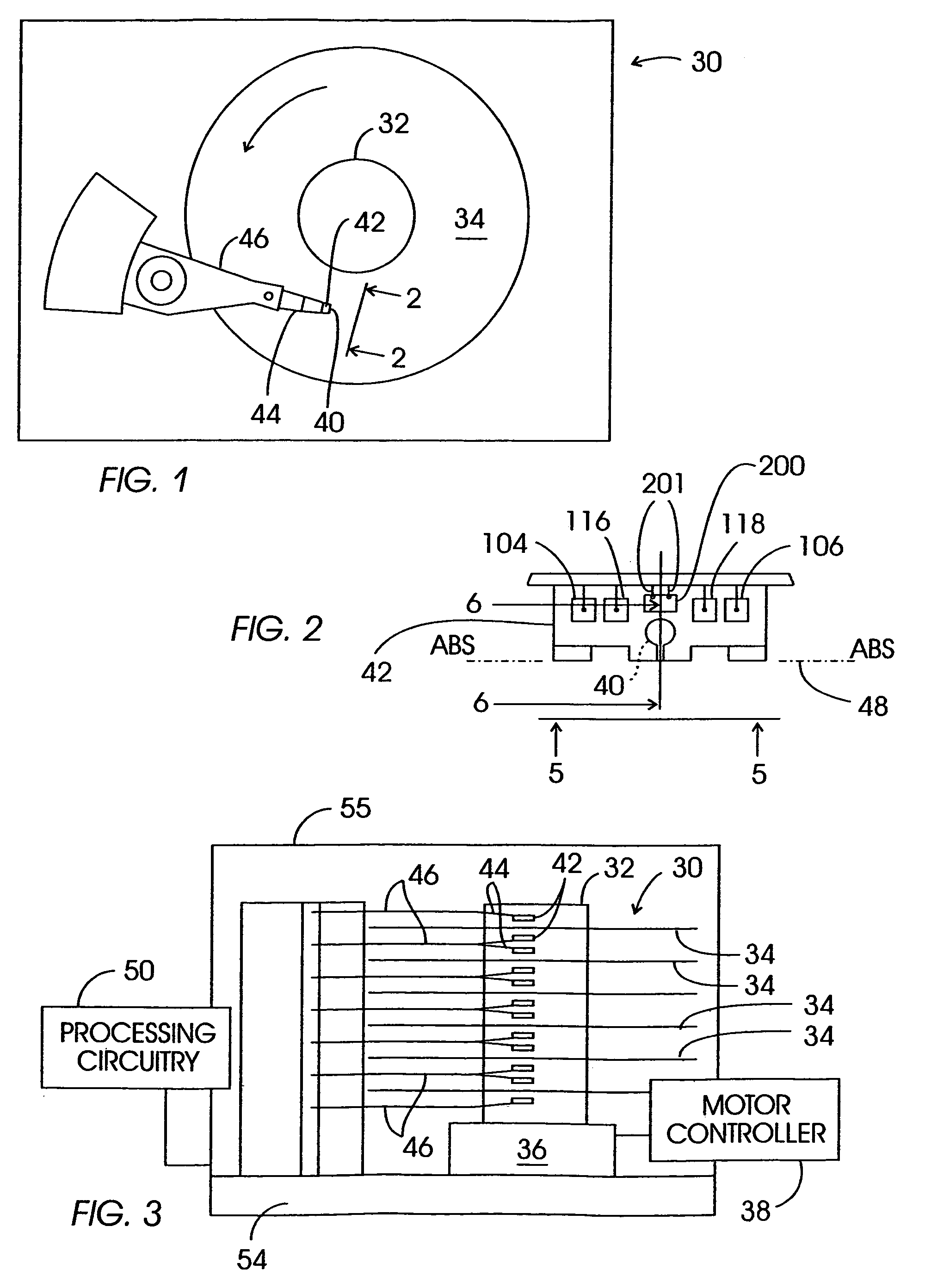 Optical aperture for data recording having transmission enhanced by surface plasmon resonance