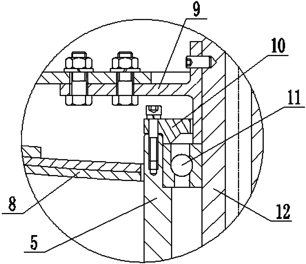 A dual-rotor synchronous reversing device