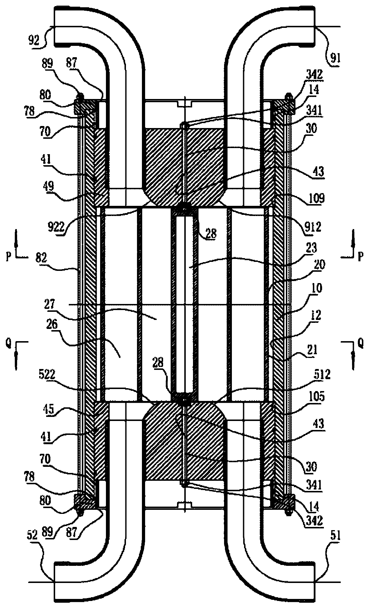 Supercharger with stagger hydraulic pistons of staggered channels on hollow rotor