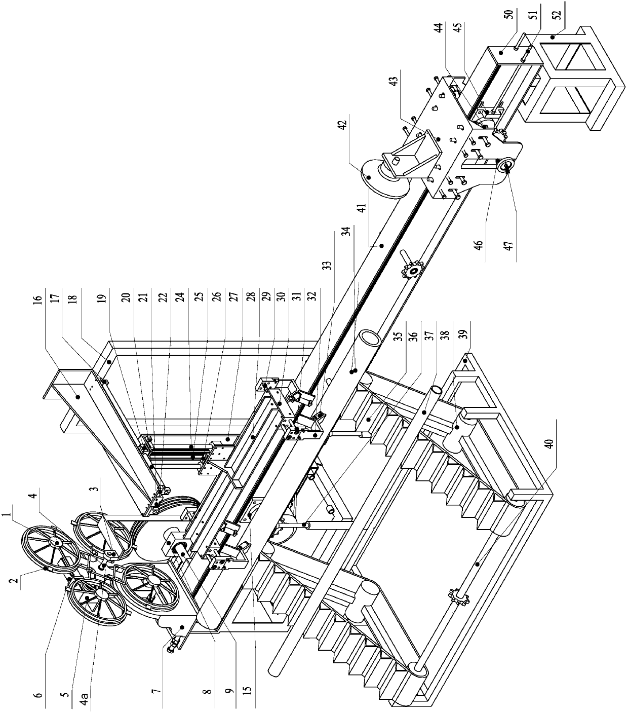 Automatic bamboo breaking equipment and bamboo breaking method thereof