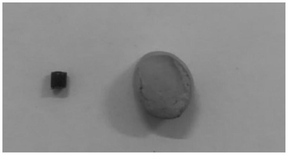 Lignin-containing biodegradable polyester compound bead foaming material with high crystallization rate and preparation method thereof