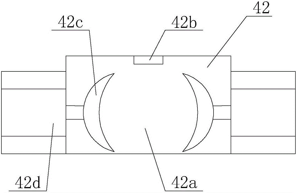 Cutting device of cutting test machine