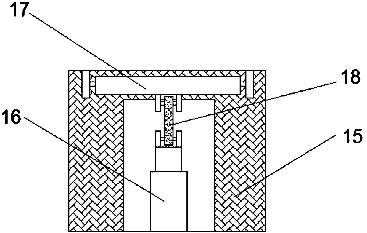 Grain elevator capable of automatically pouring grains