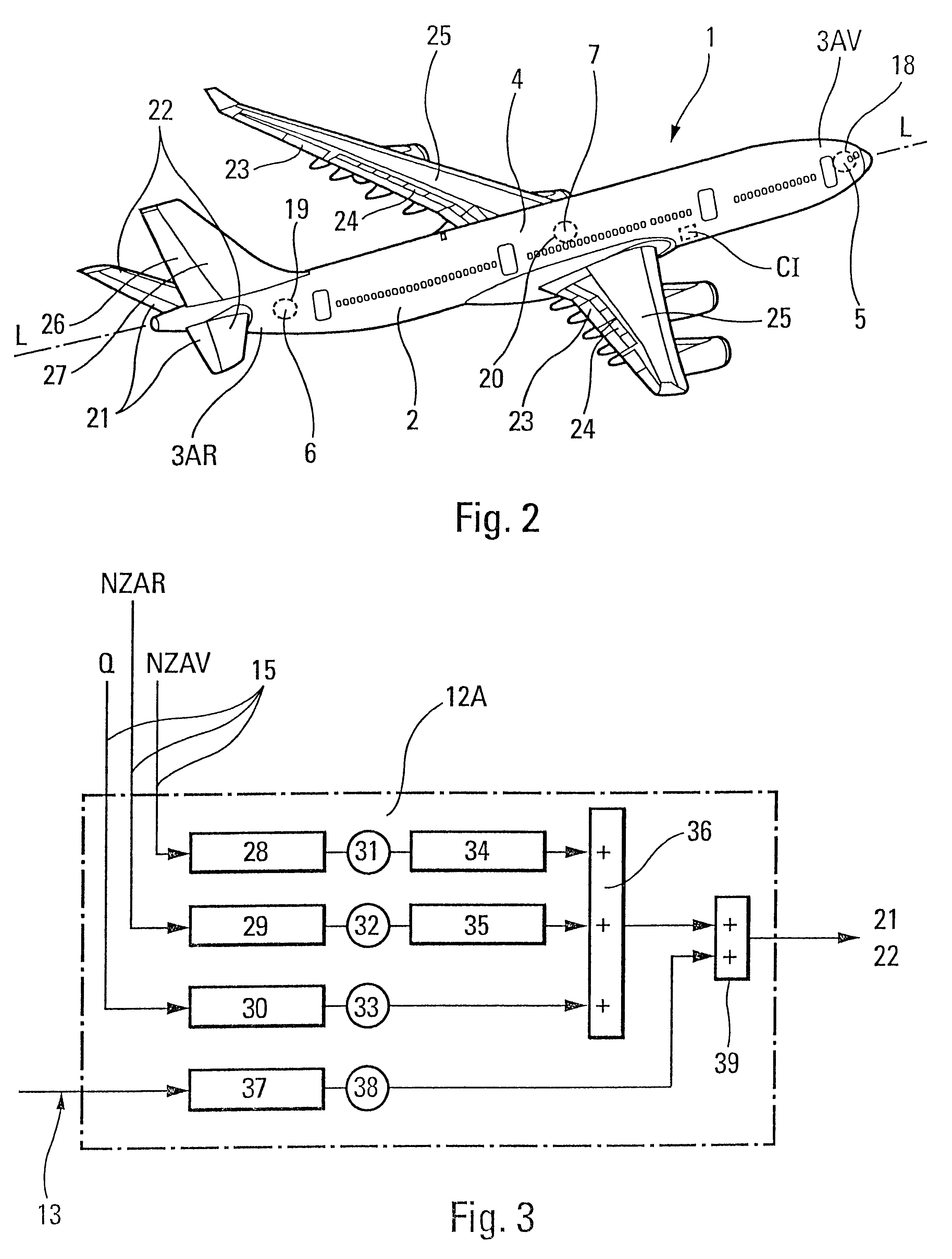 Aircraft with electric flight controls provided with a fuselage able to deform and vibrate