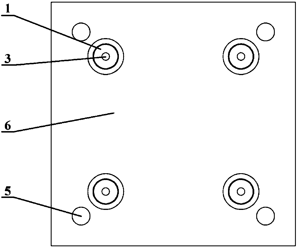 Micro-strip low-axial-ratio circularly-polarized antenna for aerial radiation field measurement