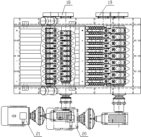 Mining differential high-crushing-ratio four-roller tooth-type crusher