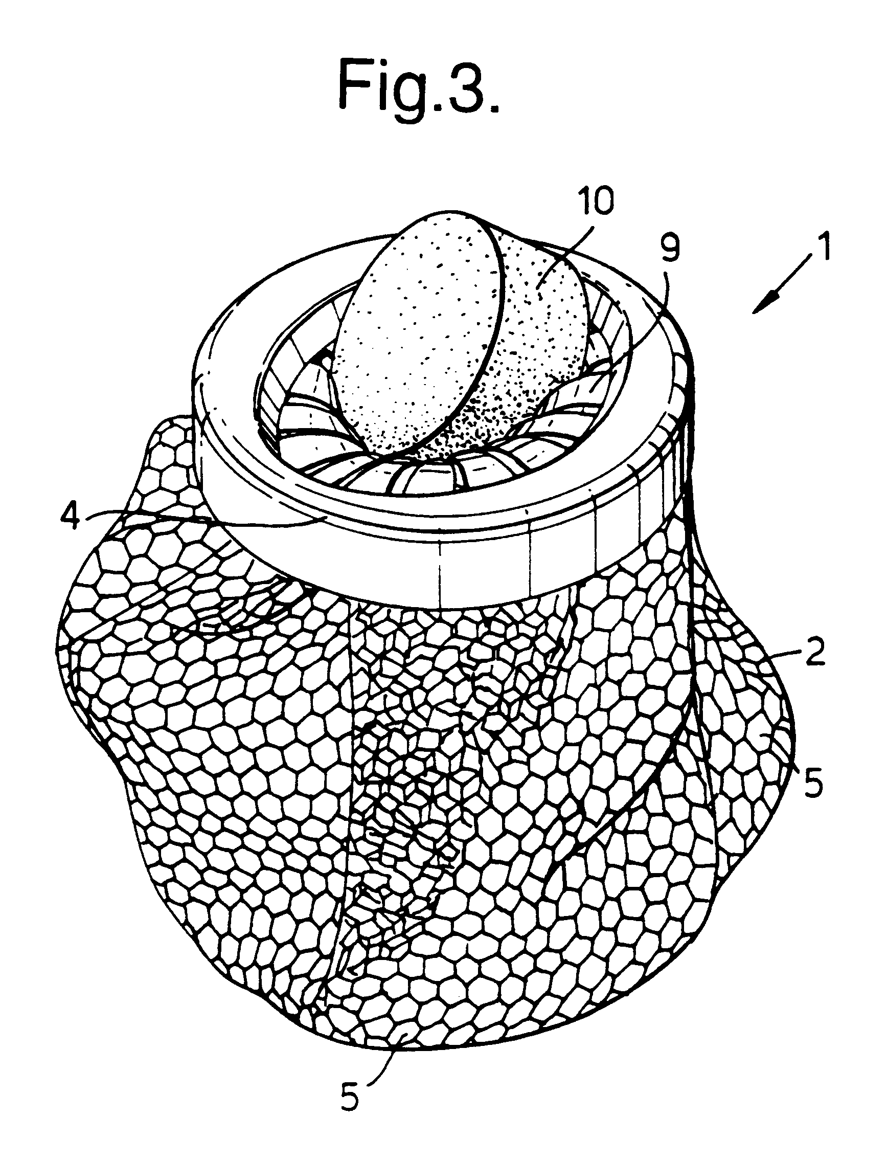 Process and dispensing device for washing laundry in a washing machine