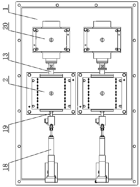 Device capable of simultaneously carrying out axial loading detection on multiple pairs of bearings