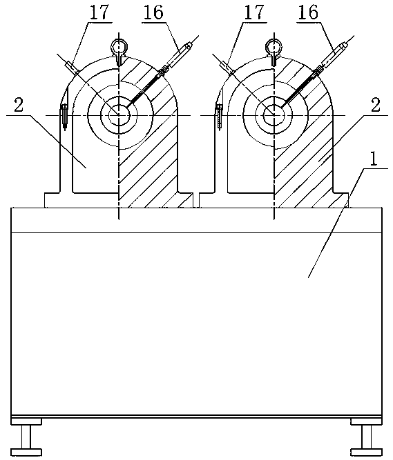 Device capable of simultaneously carrying out axial loading detection on multiple pairs of bearings