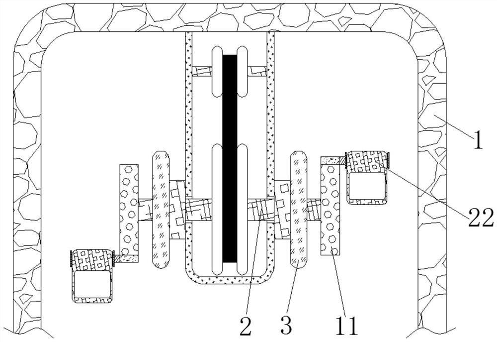 Leg fracture patient rehabilitation training device with adjustable training intensity