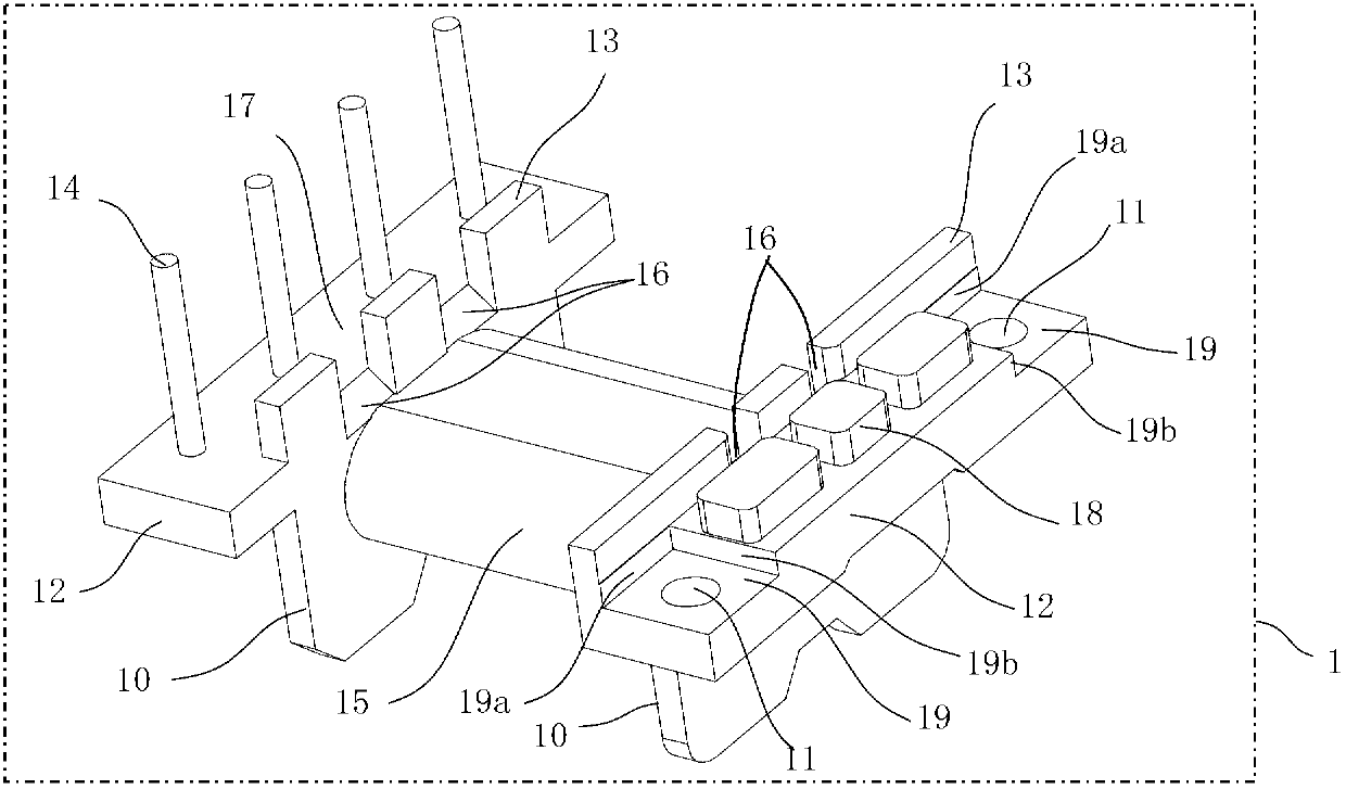 Combined adjustable transformer bobbin and transformer applying same