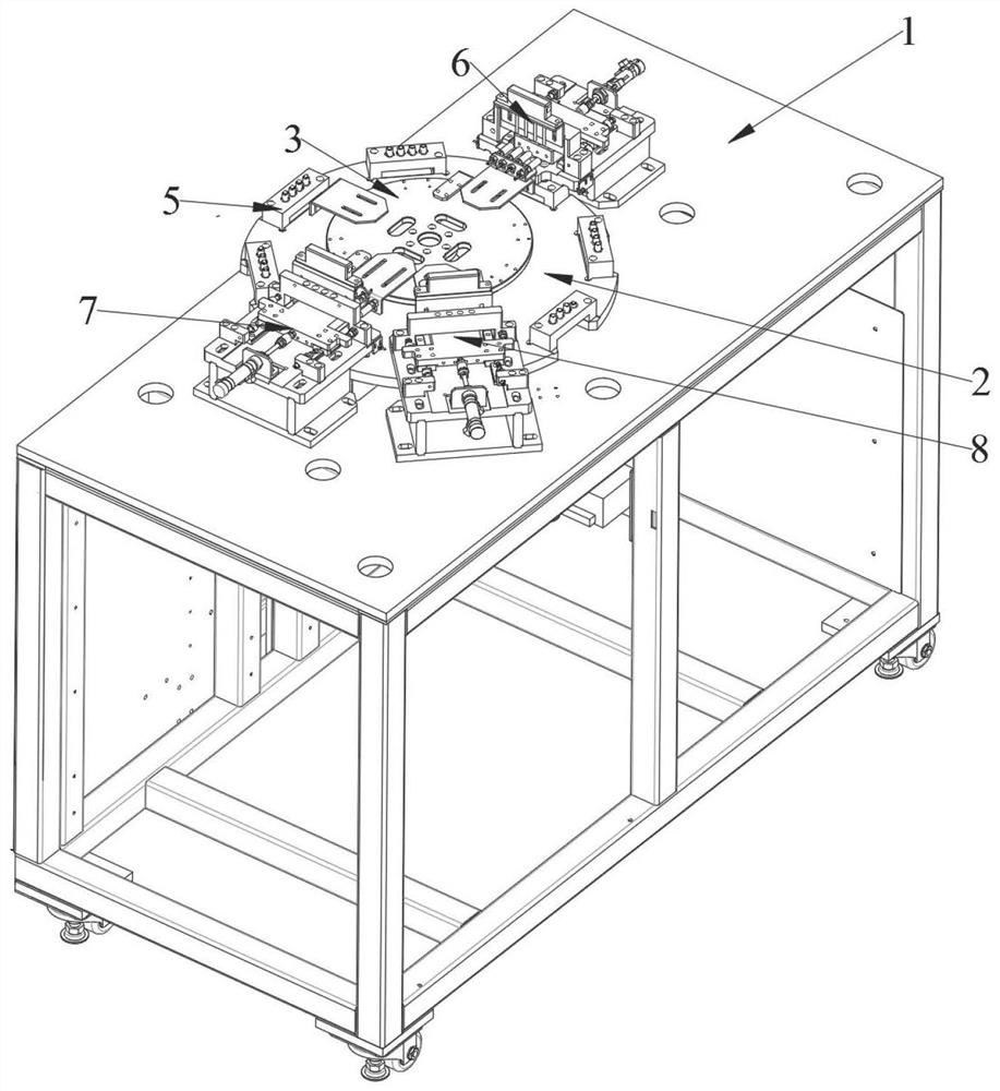 Assembly device and assembly method of a disc-type multi-station poultry water dispenser