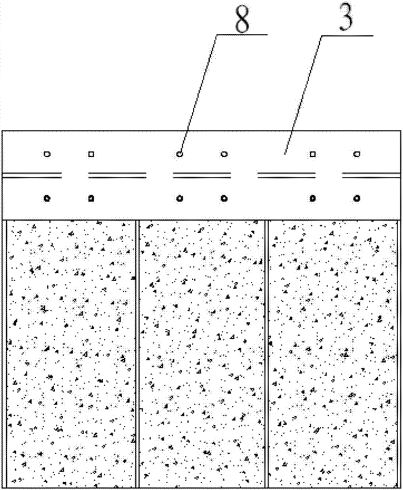 Up-down splicing structure for combination wall