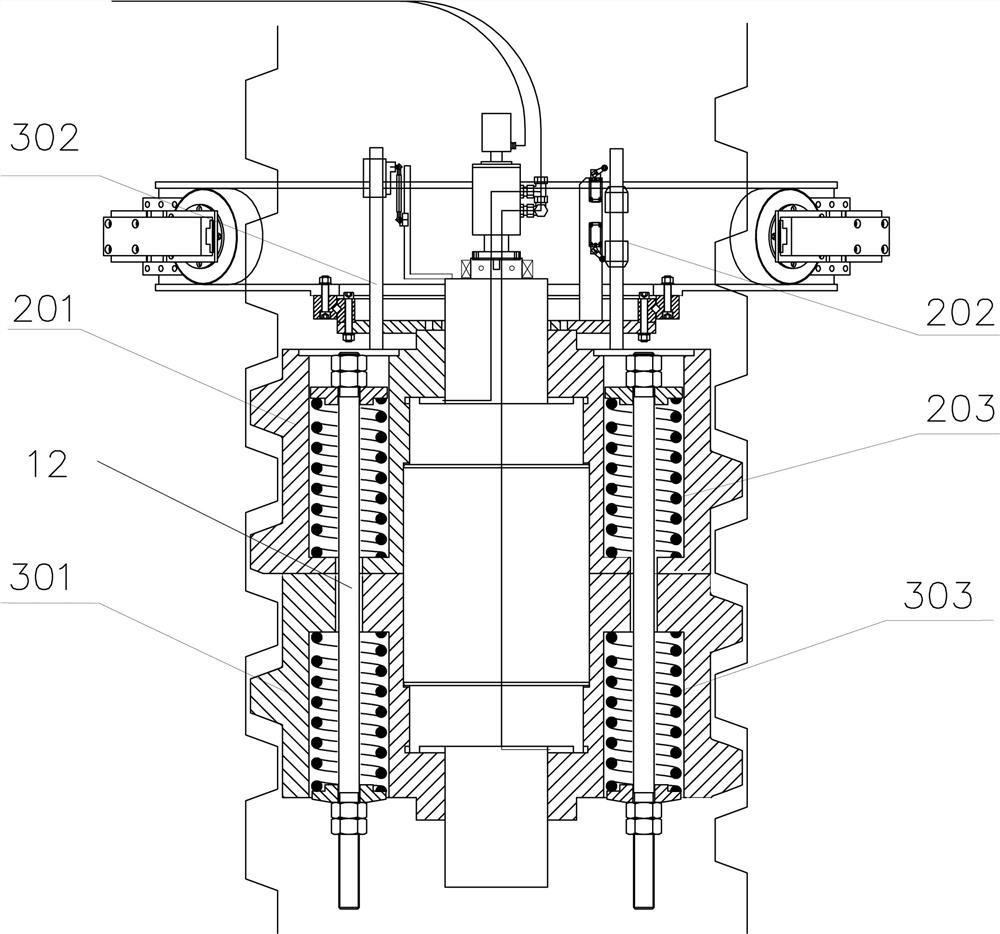 Locking device and method for maintenance of ship chamber of ship lift