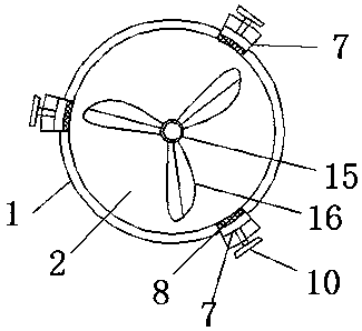 An integrated reaction device capable of crushing sieve material