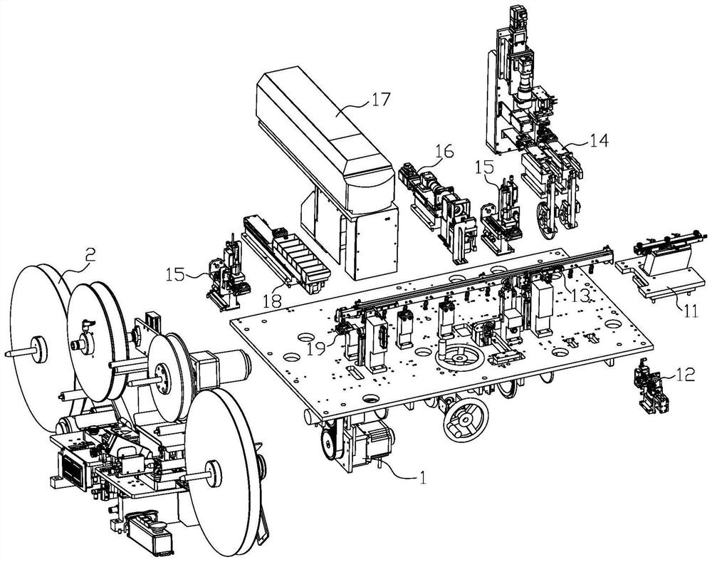 Automatic electronic connector detecting and packaging production line and detecting and packaging method