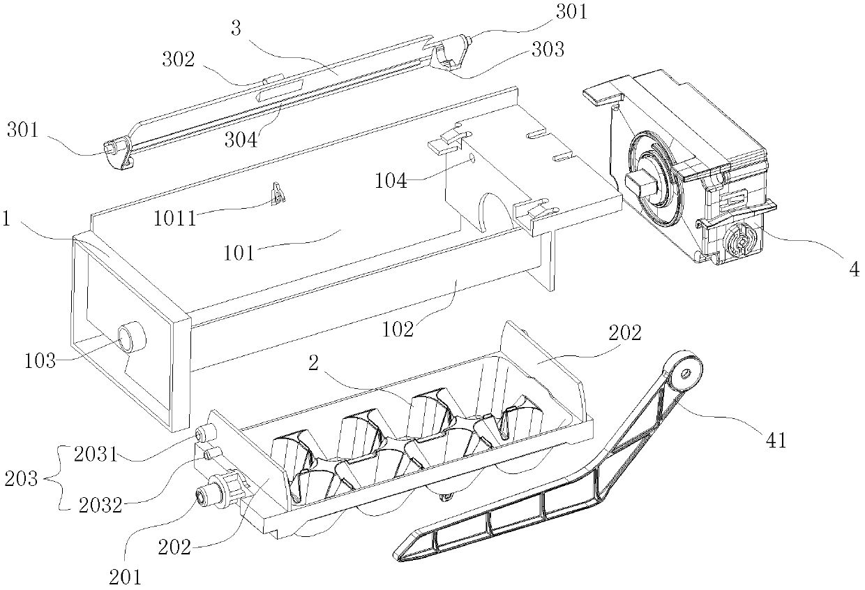 Ice making device and refrigerator with same