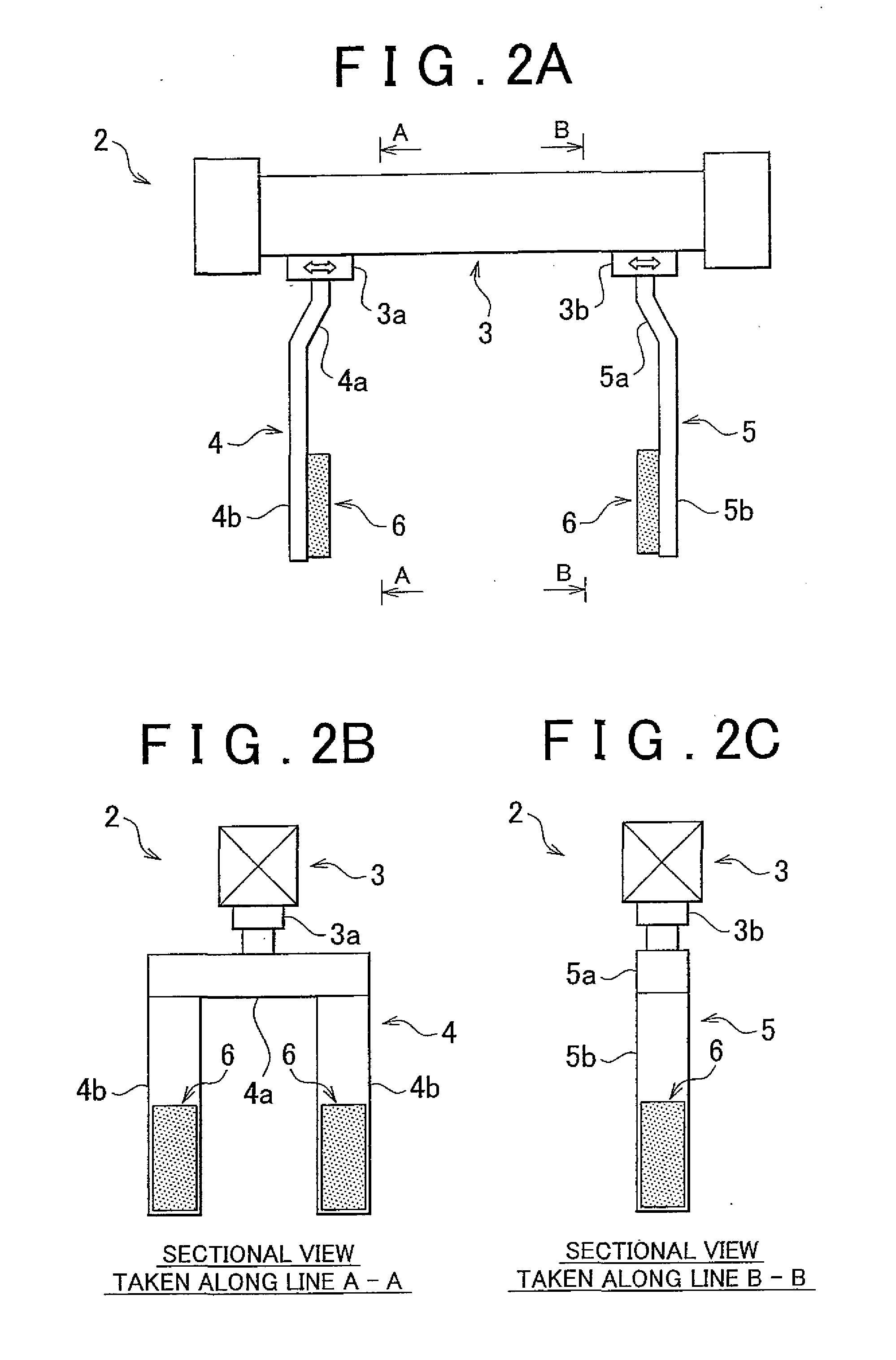 Grasping apparatus having bag members filled by a granular substance