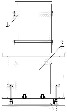 Low-pressure die casting machine with liftable and changeable heat preserving furnace