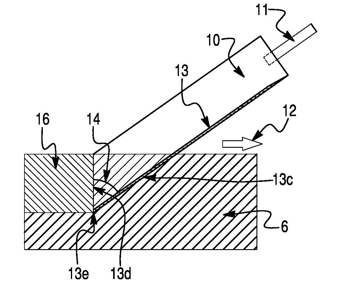 Electrosurgical Blade With Profile For Minimizing Tissue Damage