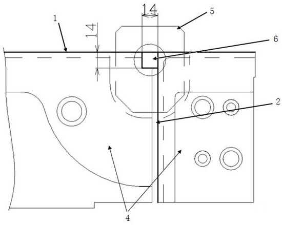 A standardized movable scrap knife and trimming die structure