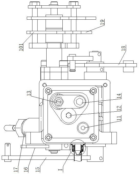 Lifter distributor for tractor