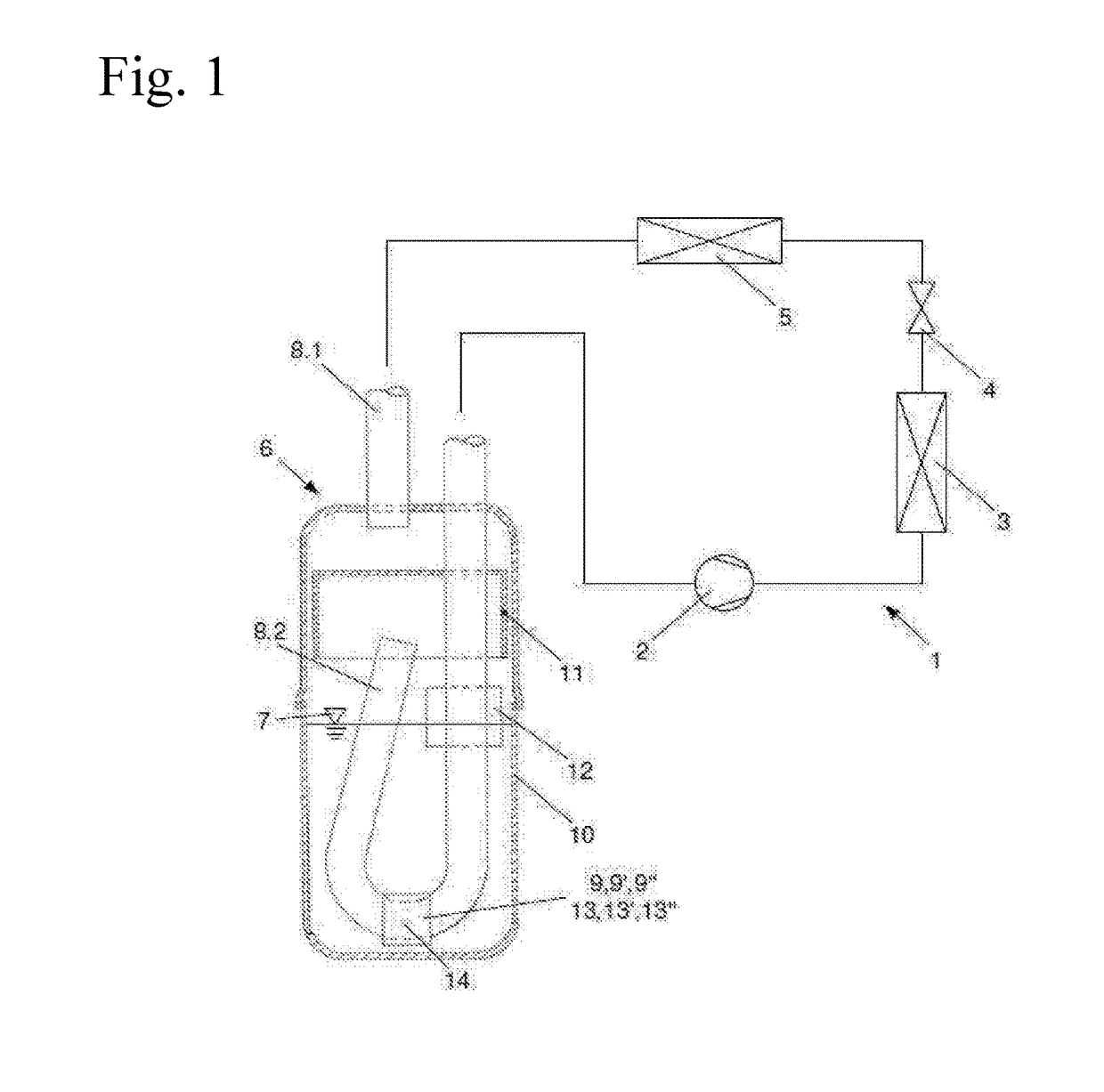 Apparatus for separating and storing liquid refrigerant in refrigerant circuit