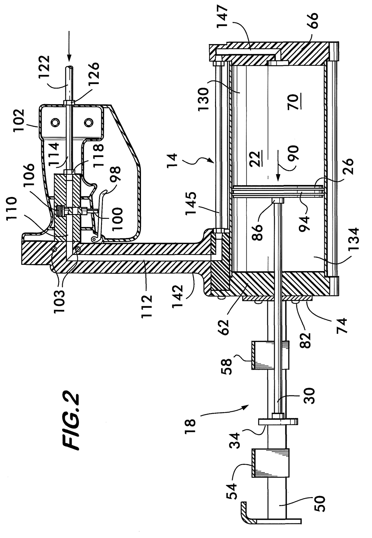 Dispensing device arranged to reduce the risk of strain and injury during use