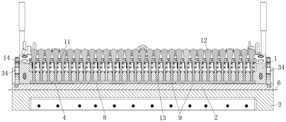 Coating die head for coating battery pole piece and working method of coating die head