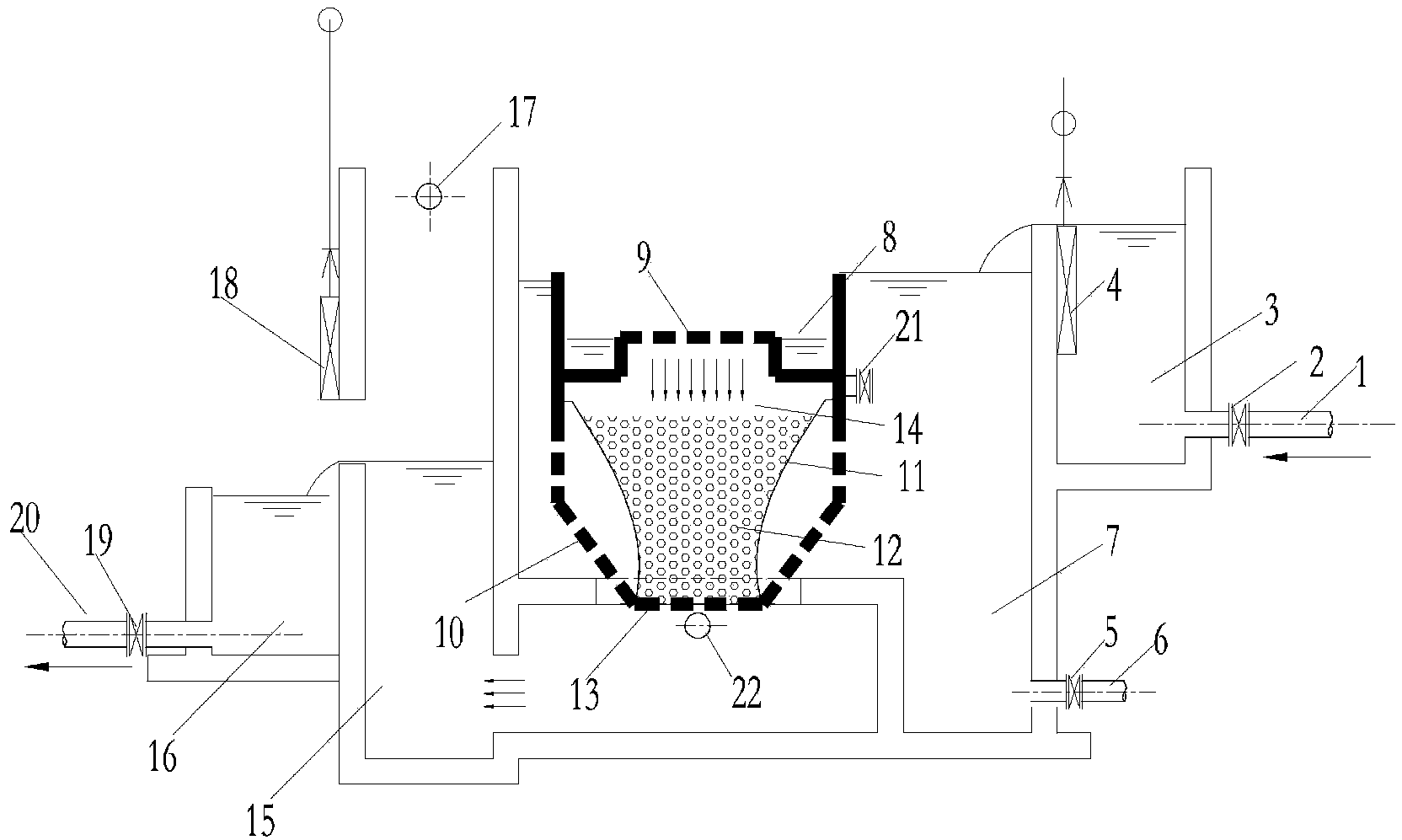 An expandable filter with a soft elastic outer wall